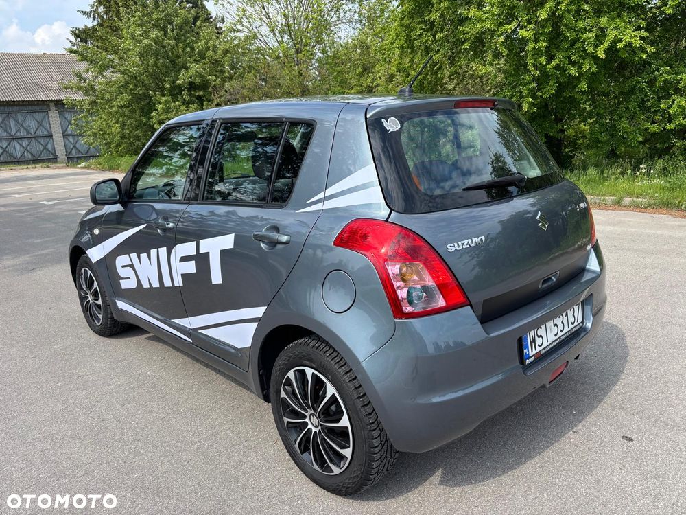 Suzuki Swift 1.3 4x4 Comfort - 5