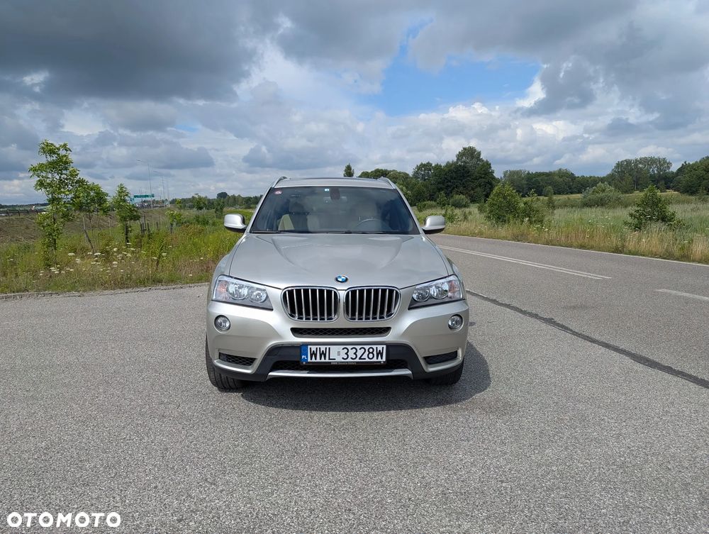 BMW X3 28i xDrive - 26