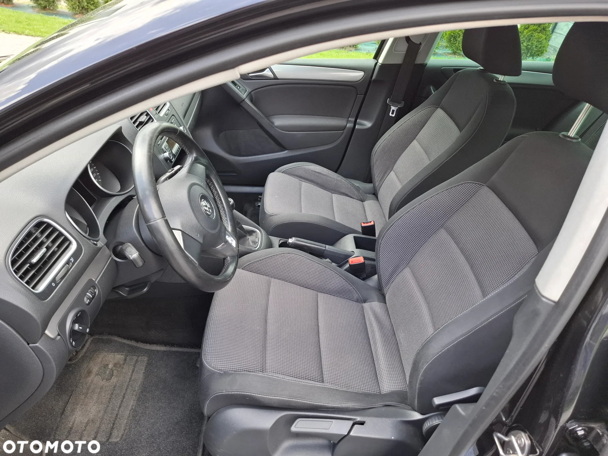 Volkswagen Golf 1.6 Comfortline - 15