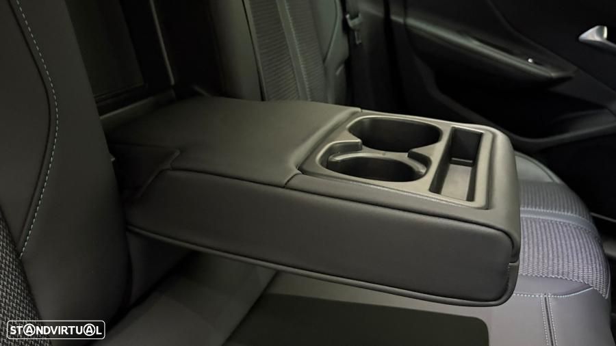 Peugeot 308 1.2 PureTech Allure Pack EAT8 - 30