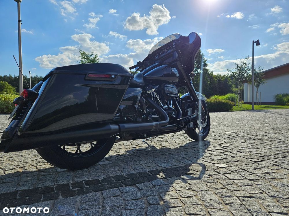 Harley-Davidson FLHXS Special - 23