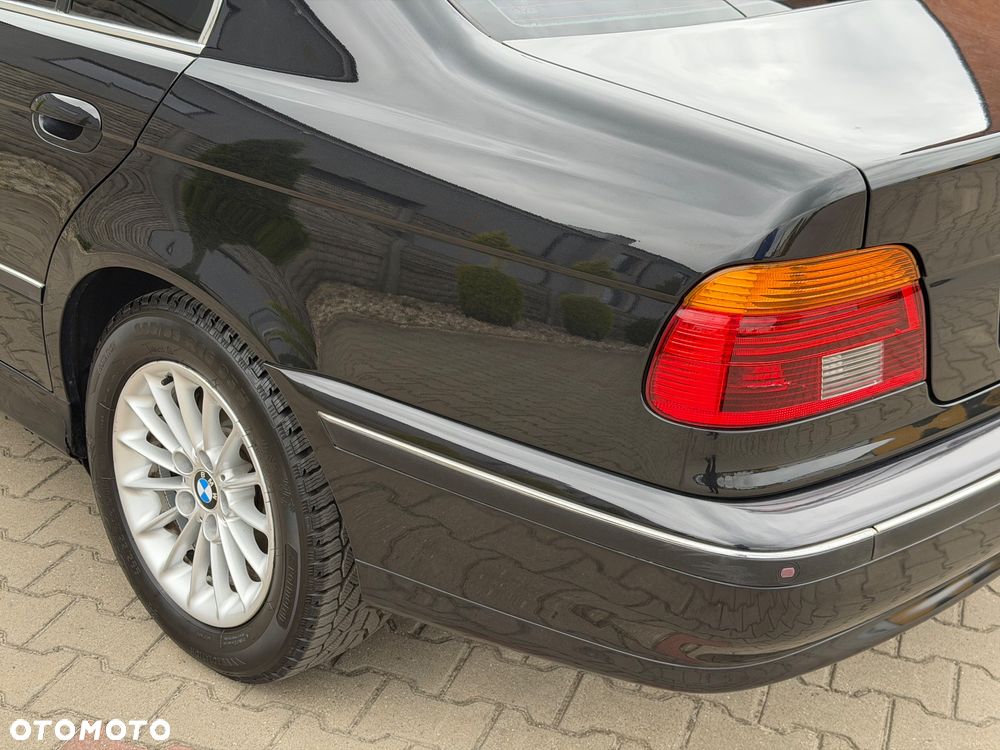 BMW Seria 5 520i - 15