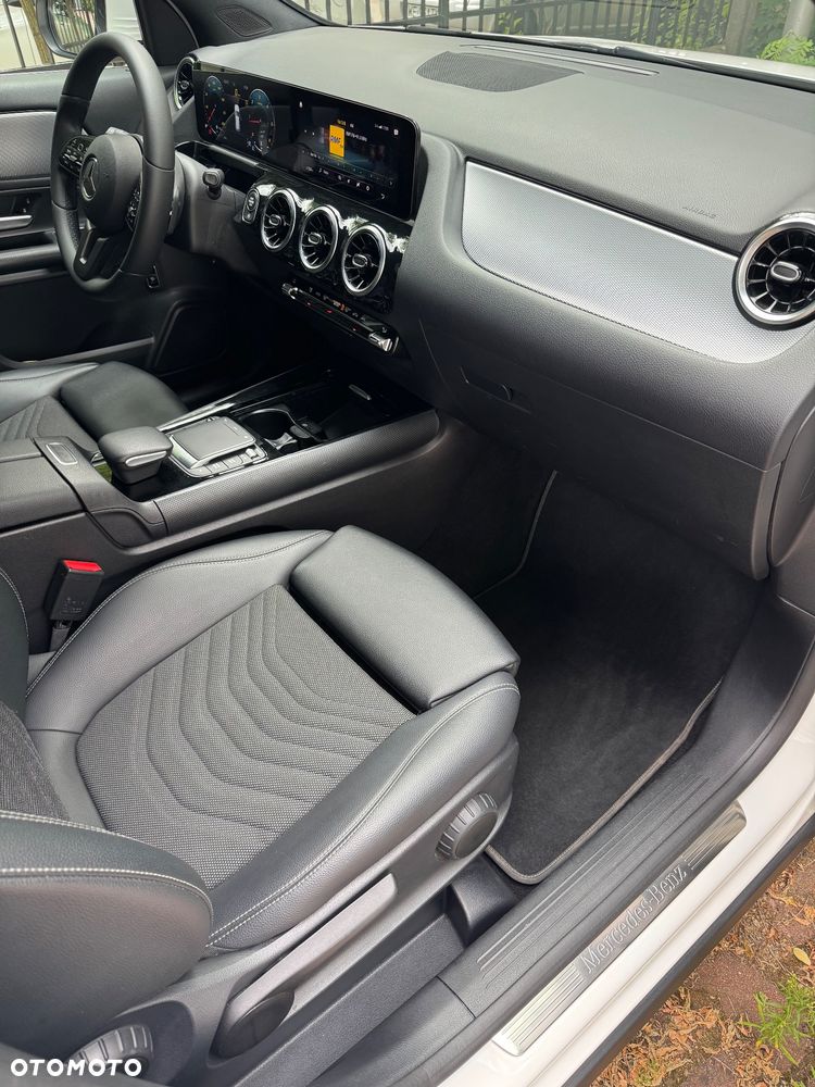 Mercedes-Benz GLA 180 d Business Edition - 15