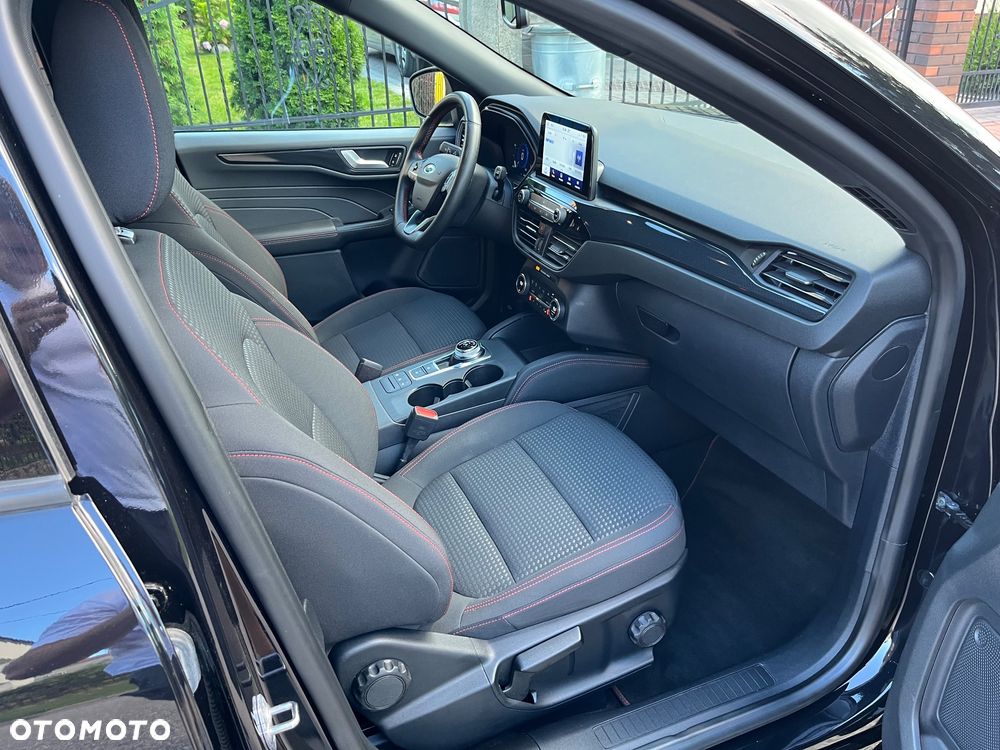 Ford Kuga 2.5 Duratec FHEV ST-LINE - 15
