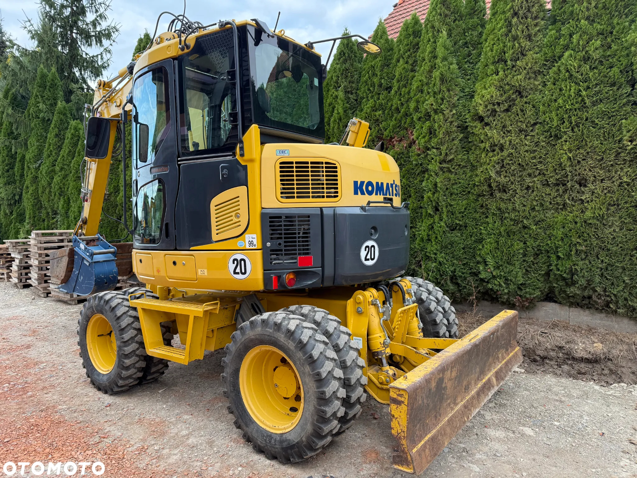Komatsu PW 98MR-8 - 5