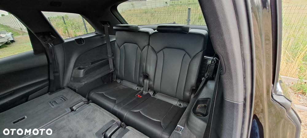 Audi Q7 - 8