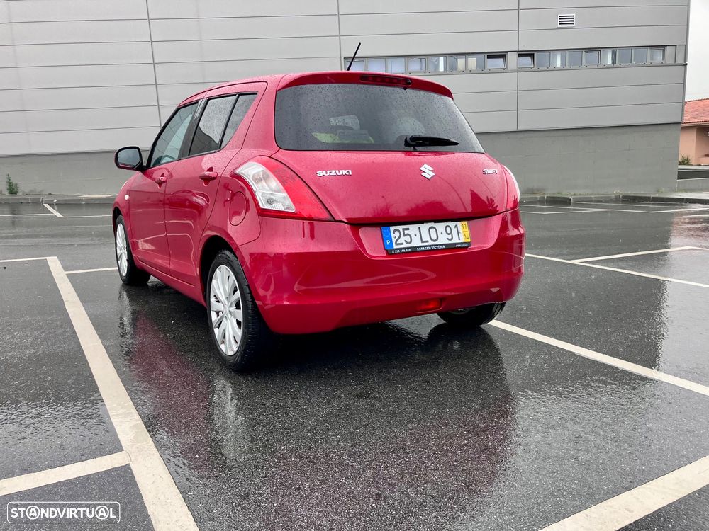 Suzuki Swift 1.2 VVT GLX - 2
