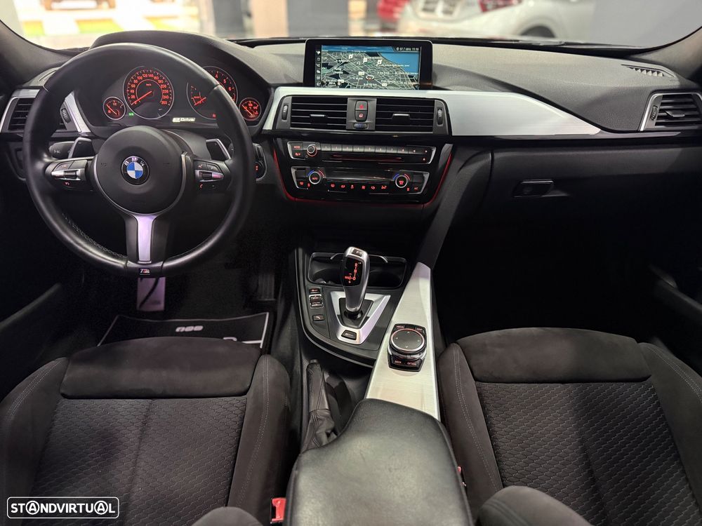 BMW 330 e iPerformance Pack M - 19
