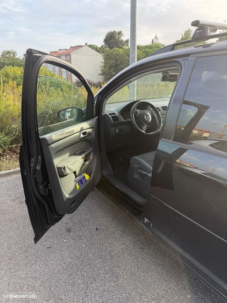 VW Touran 1.6 TDI Blue.Confortline 7L - 33