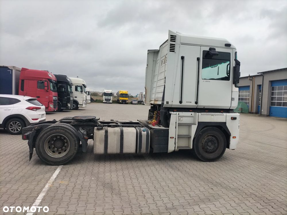 Renault Magnum DXI 460 - 2