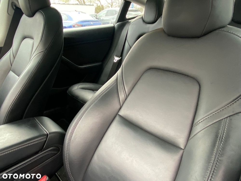 Tesla Model 3 - 22