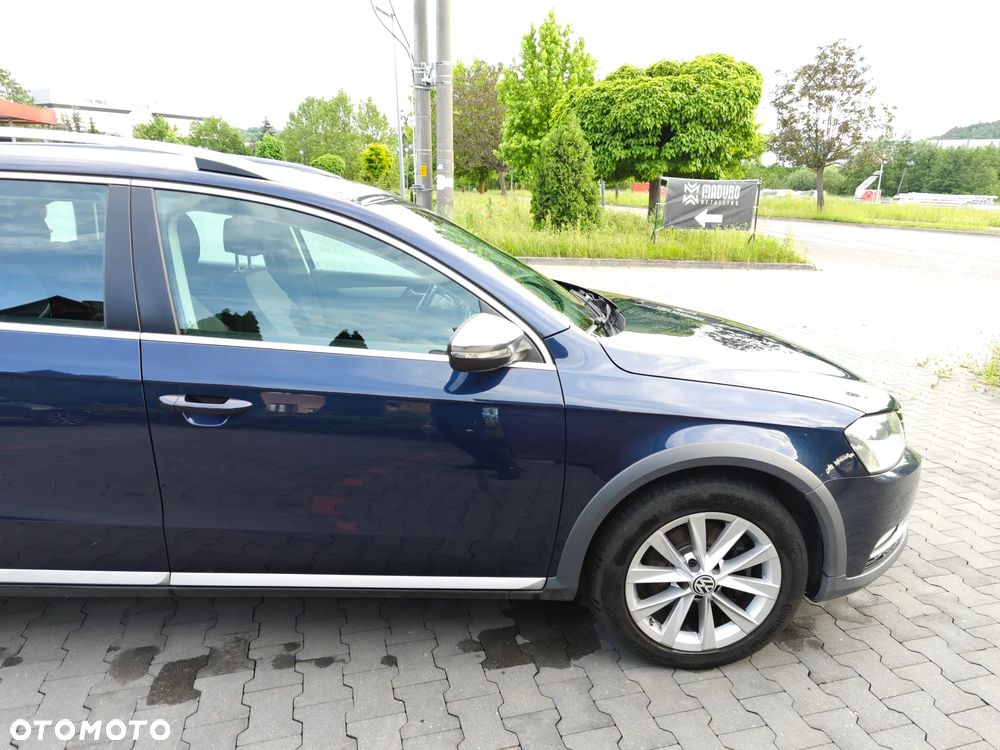 Volkswagen Passat - 5