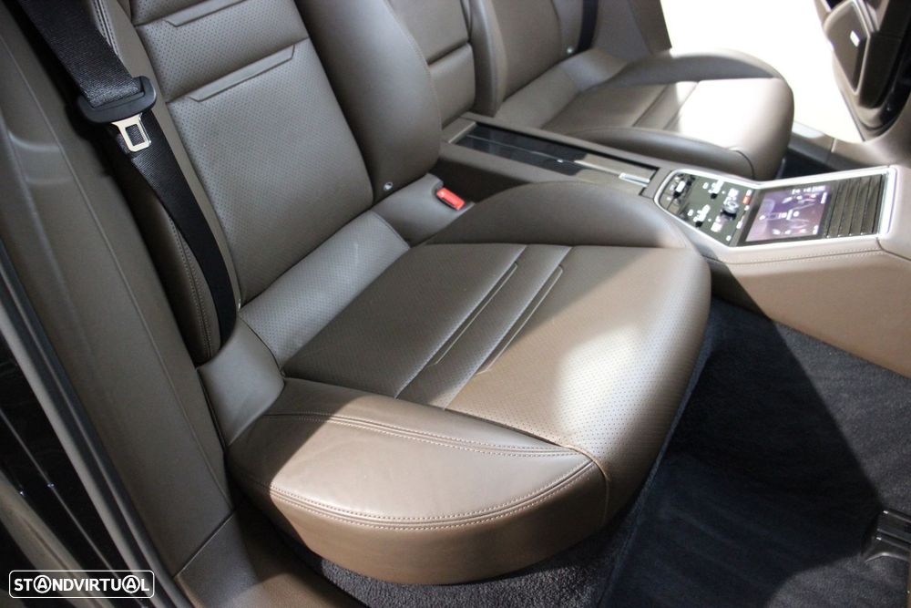 Porsche Panamera 4 S - 19