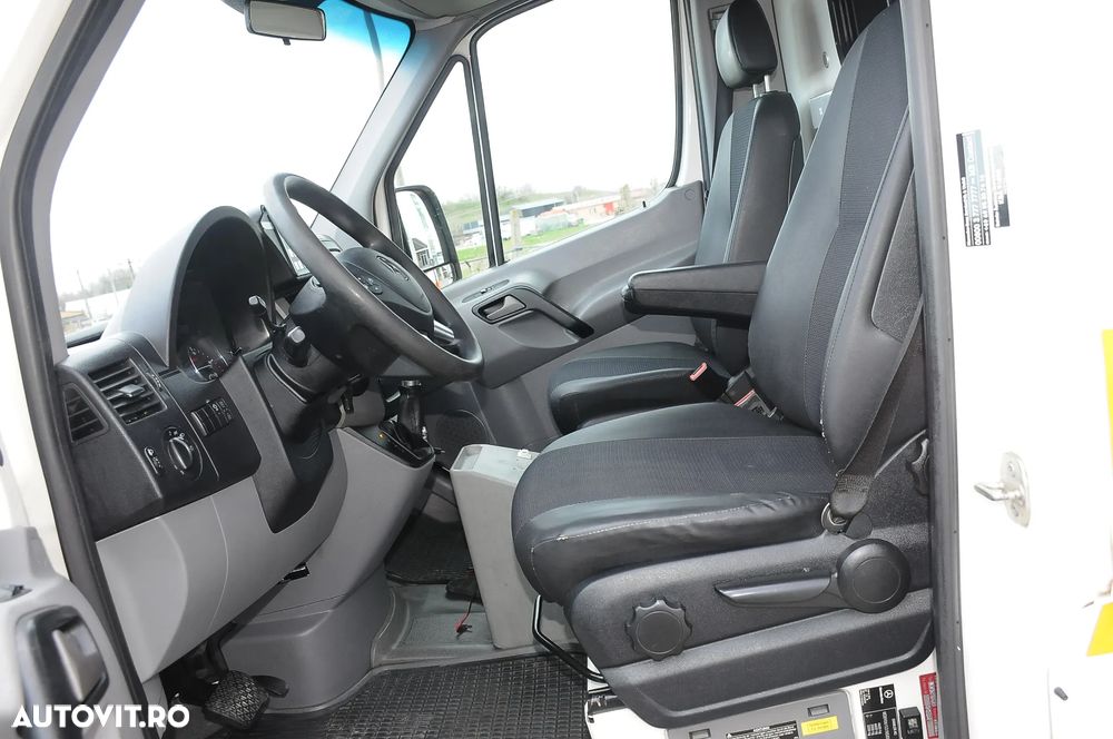 Mercedes-Benz Sprinter - 5