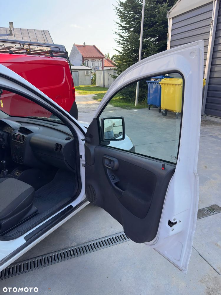 Opel COMBO - 5