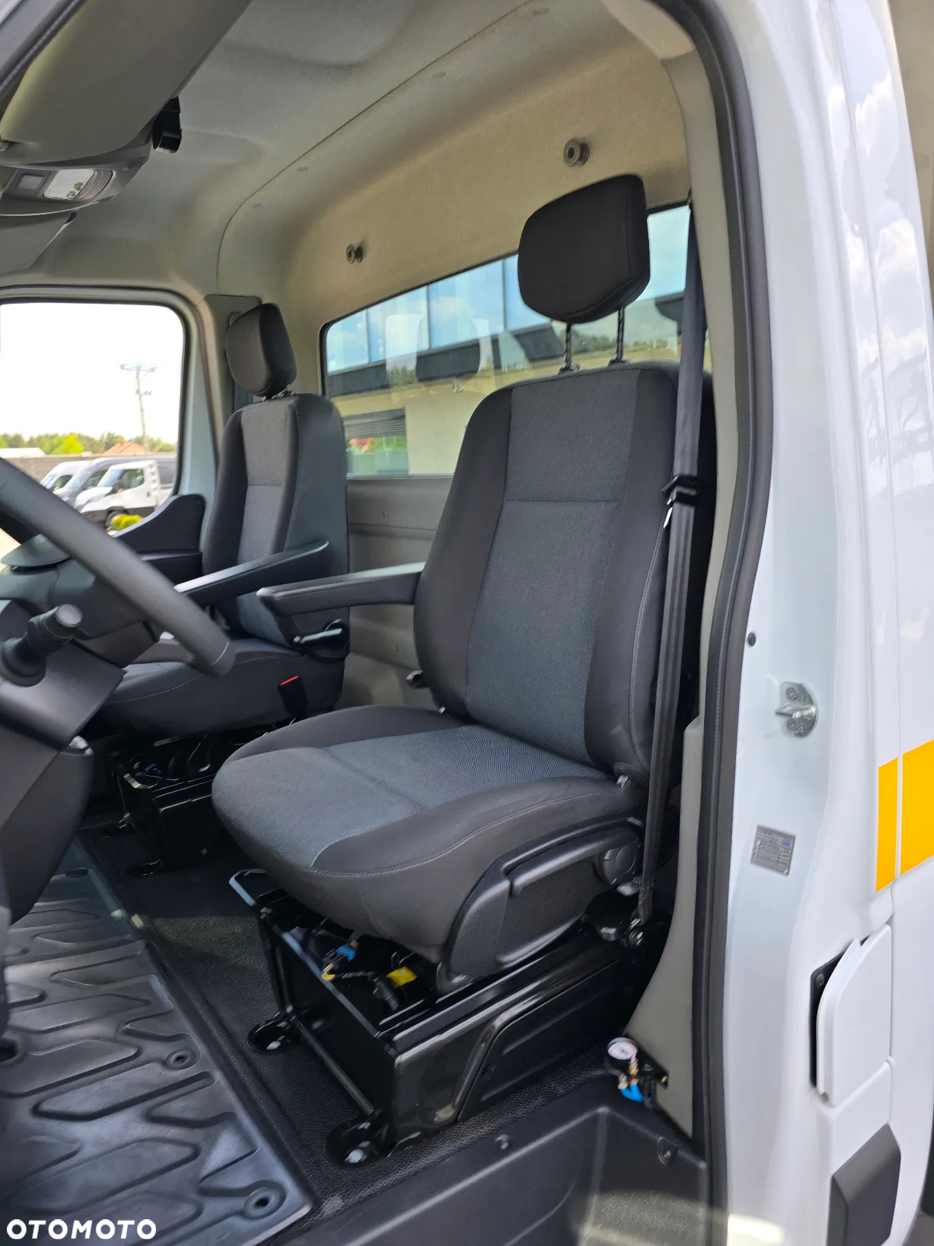 Renault MASTER 2,3 165 KM LAWETA POMOC DROGOWA LEDY TEMPOMAT - 32