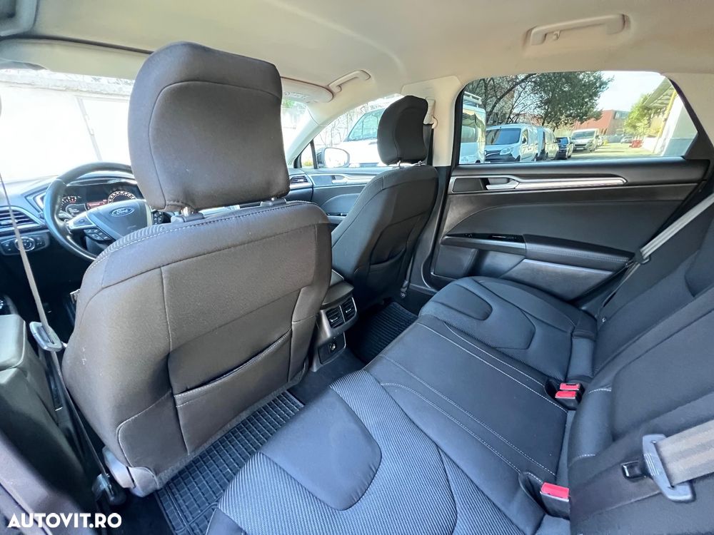 Ford Mondeo 2.0 TDCI PowerShift Titanium - 6