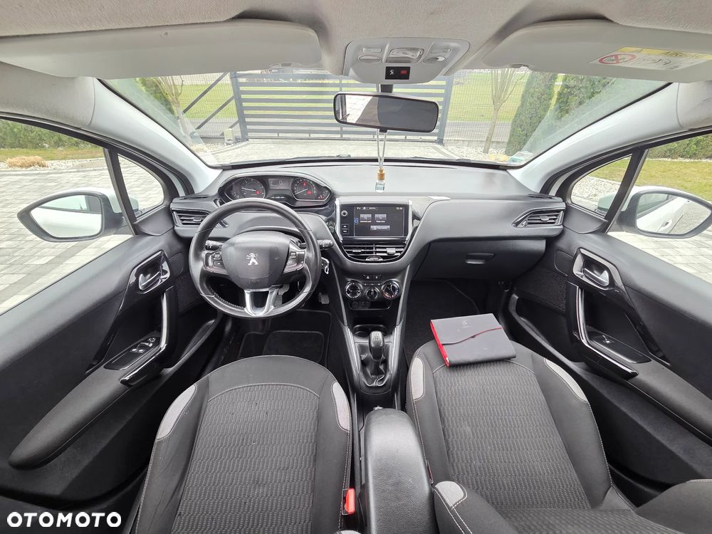 Peugeot 208 e-HDi FAP 92 Stop&Start Allure - 2