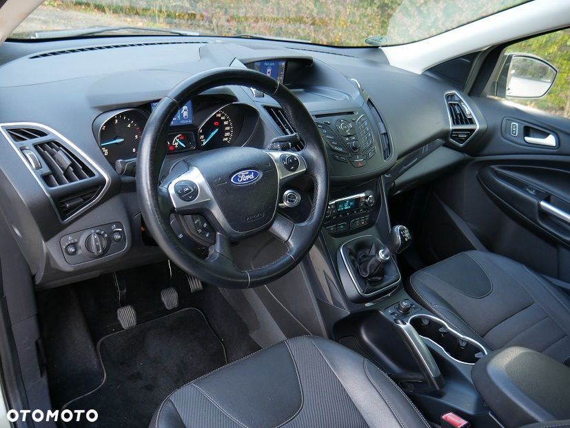 Ford Kuga 2.0 TDCi 4x4 Titanium - 11