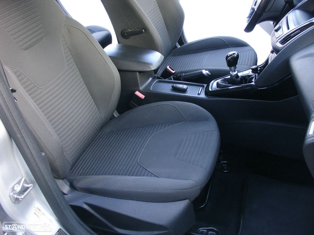 Ford Focus 1.5 TDCi Titanium - 14