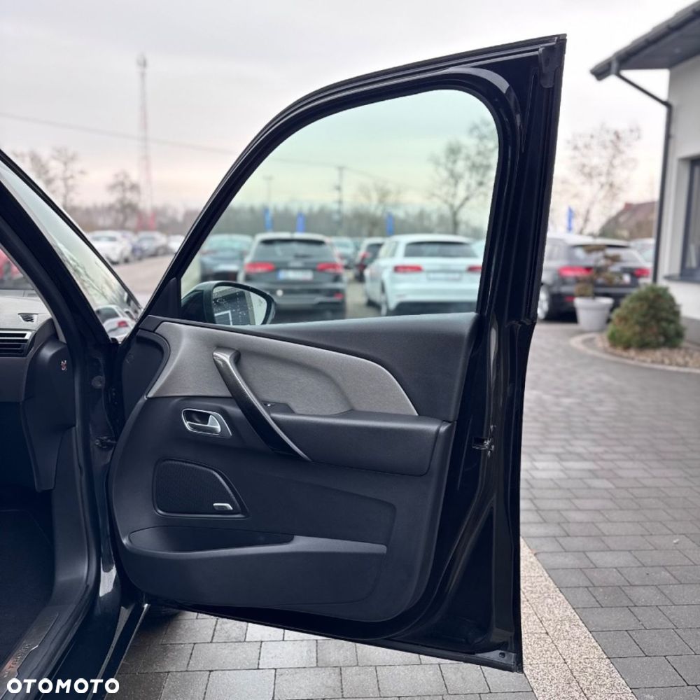 Citroën C4 Picasso - 31