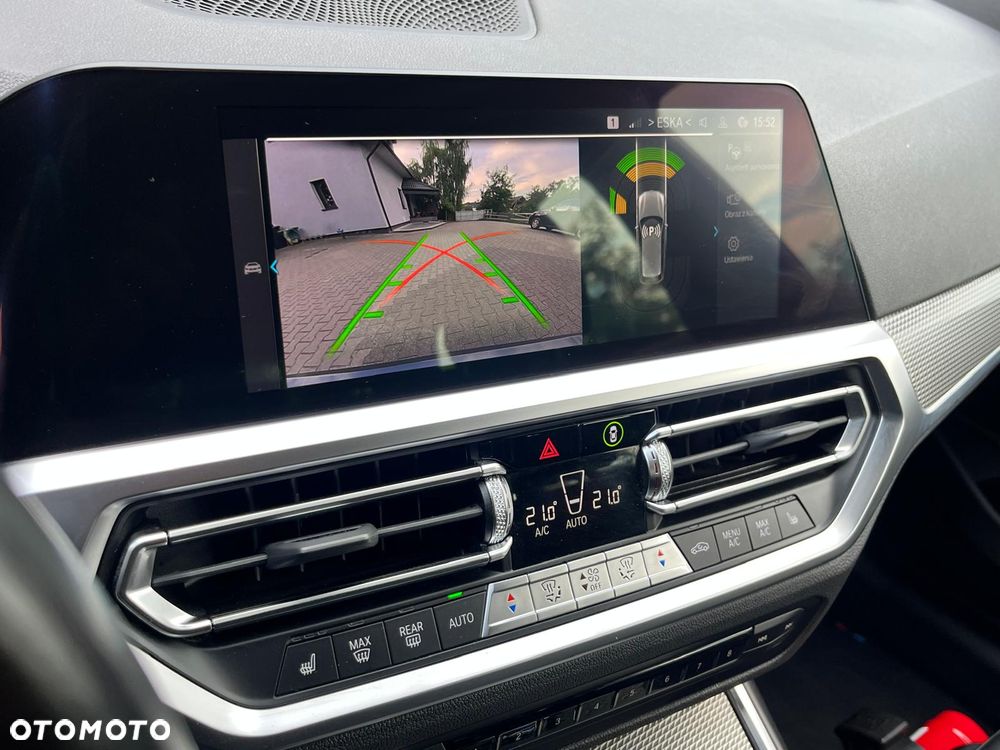 BMW Seria 3 330e PHEV M Sport - 22