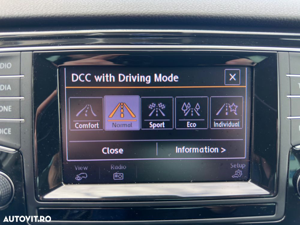 Volkswagen Golf Sportsvan 2.0 TDI SCR DSG Highline - 34