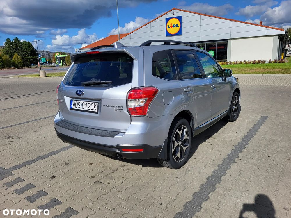 Subaru Forester 2.0 XT Platinum Lineartronic - 9