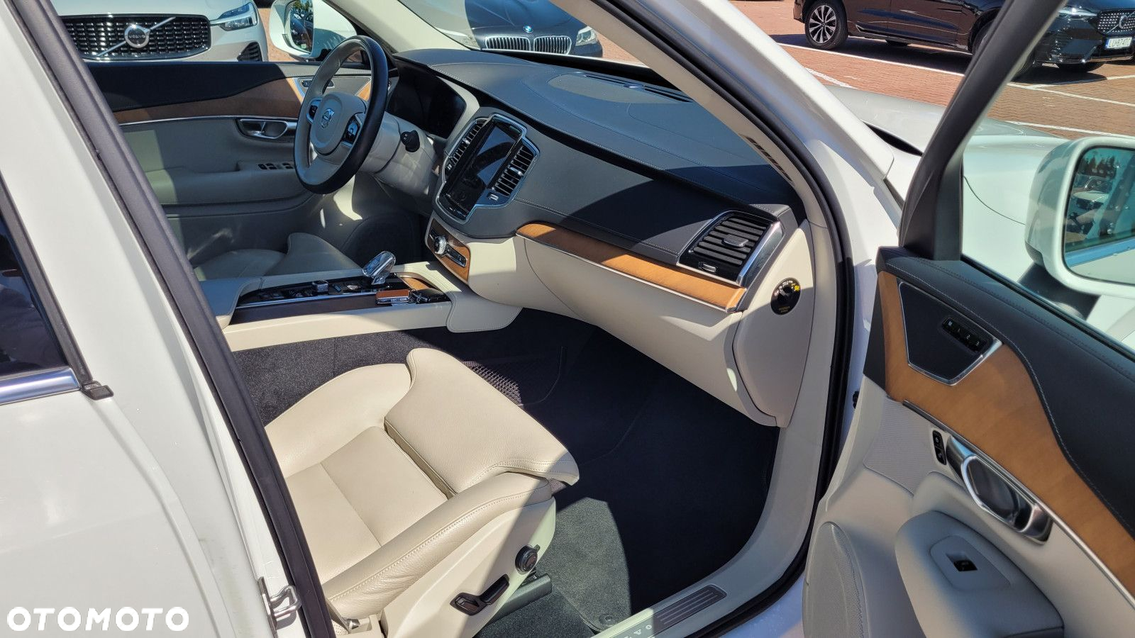 Volvo XC 90 - 20