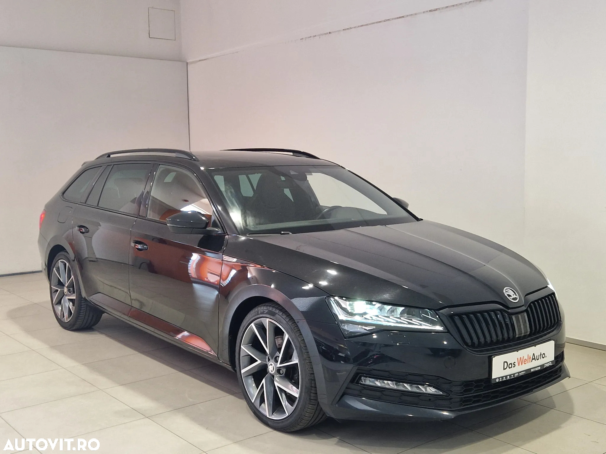 Skoda Superb Combi 2.0 TDI 4X4 DSG Sportline - 5