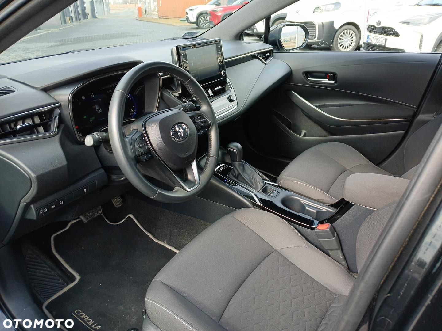 Toyota Corolla - 9