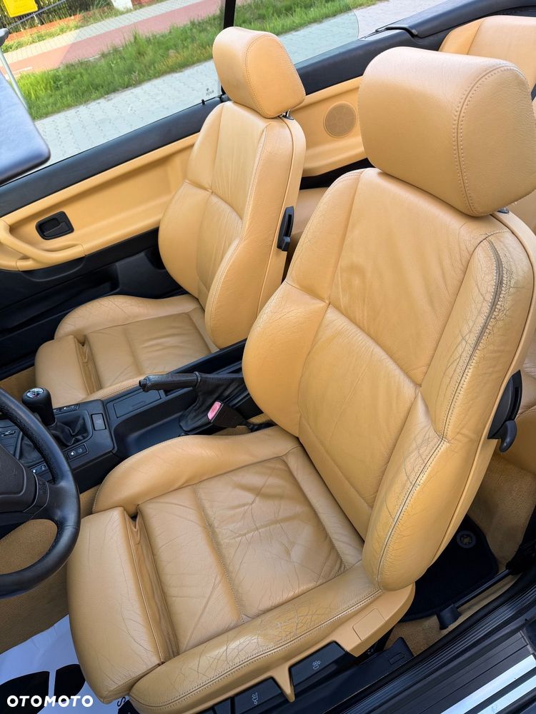 BMW Seria 3 318i - 6