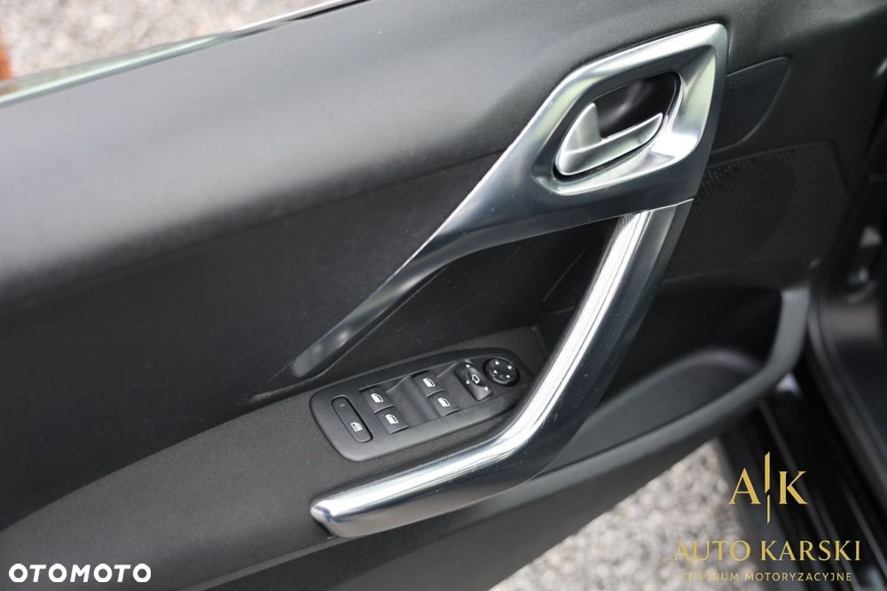 Peugeot 2008 - 22