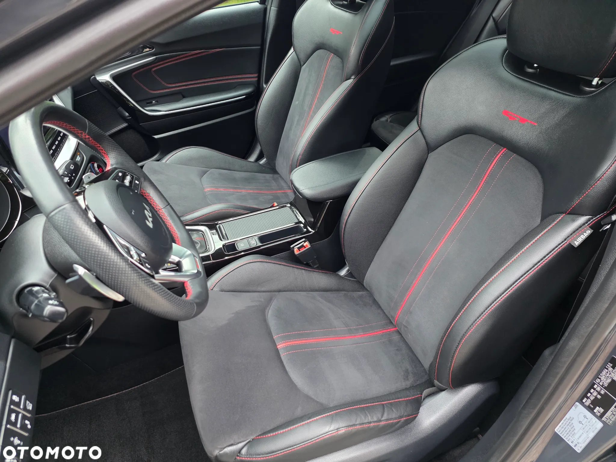 Kia ProCeed 1.6 T-GDI GT DCT - 11