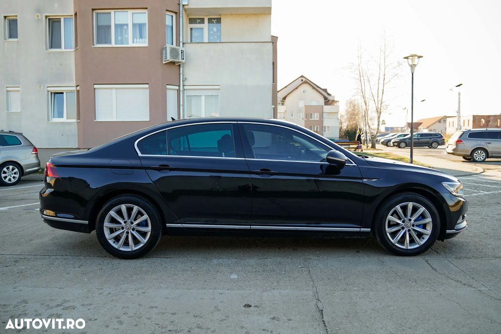 Volkswagen Passat 2.0 TDI DSG (BlueMotion Technology) Highline - 24