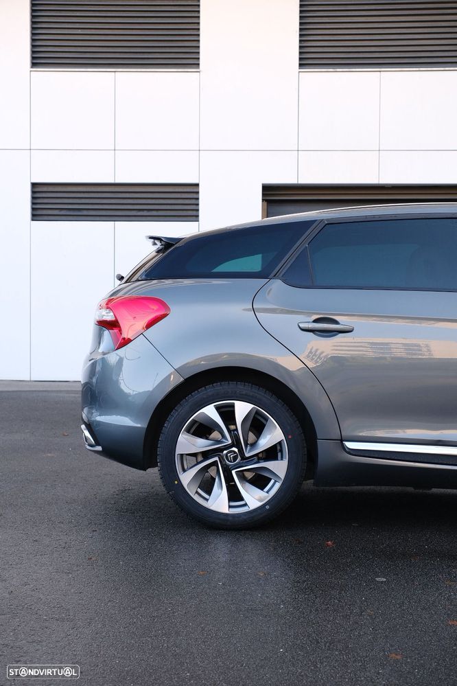 Citroën DS5 2.0 HDi Sport Chic - 4