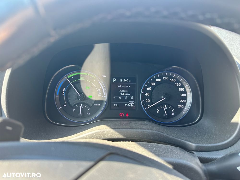 Hyundai KONA - 9