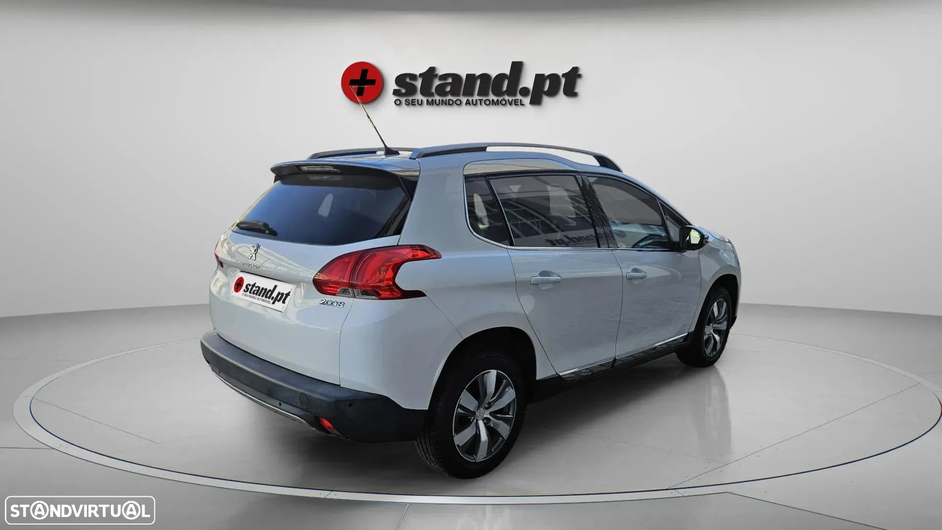 Peugeot 2008 1.2 PureTech Allure - 5