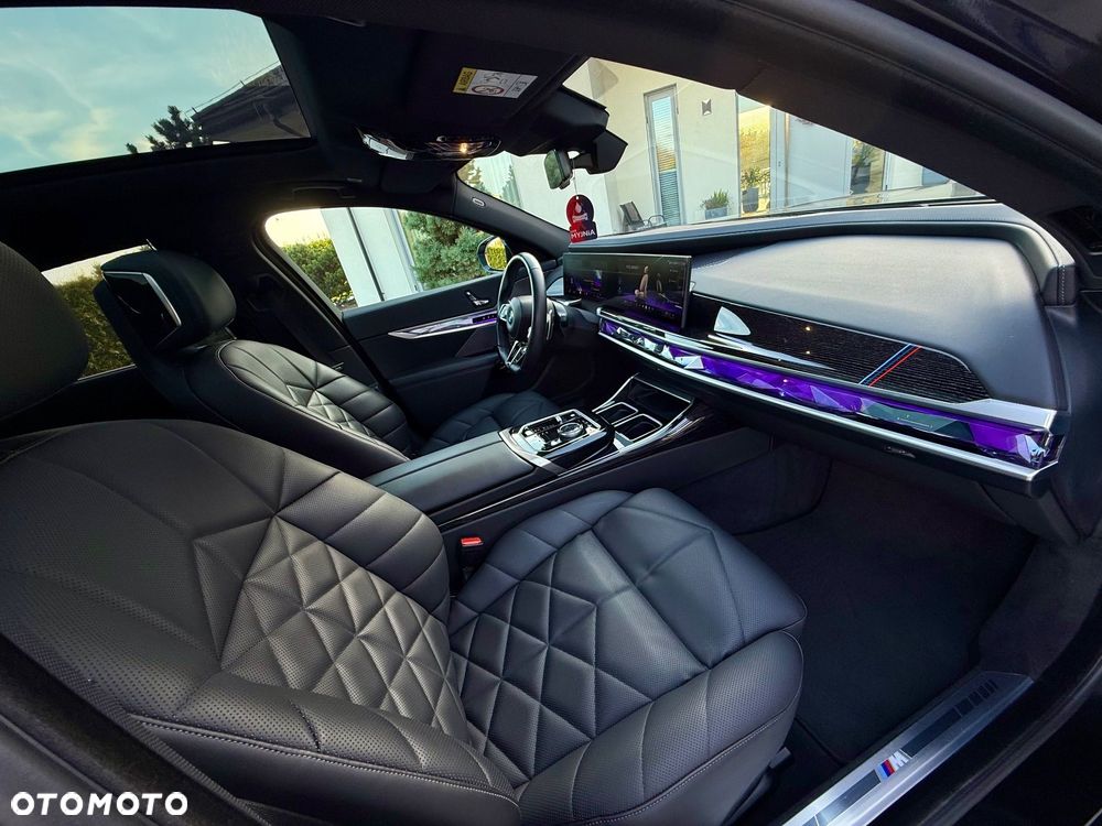 BMW Seria 7 730d xDrive sport - 25