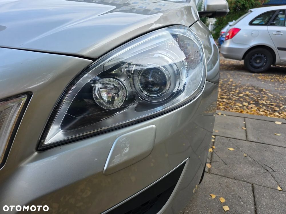 Volvo S60 D4 Momentum - 11
