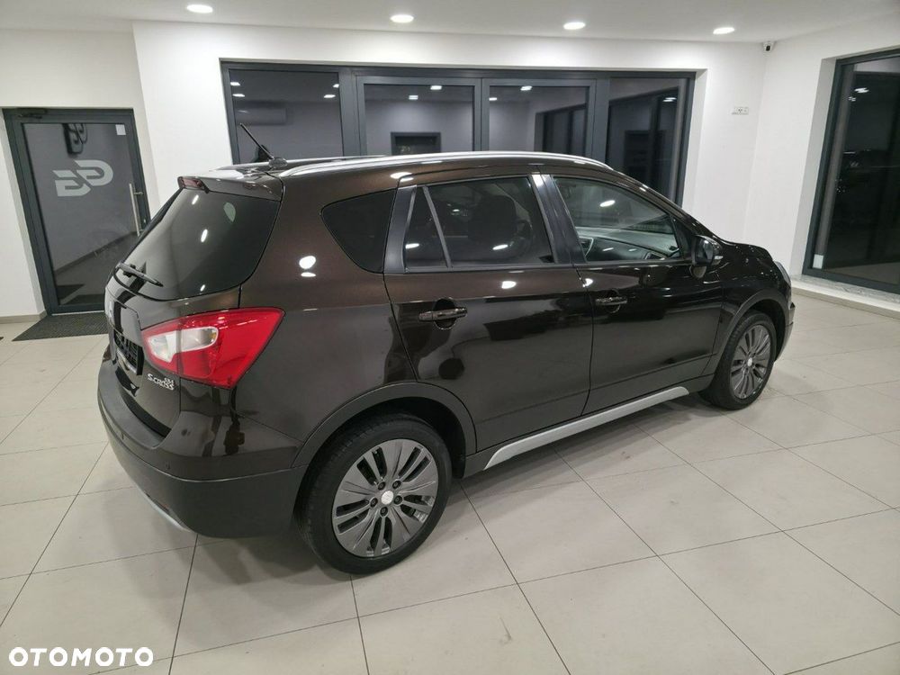 Suzuki SX4 S-Cross 1.6 XLED - 9