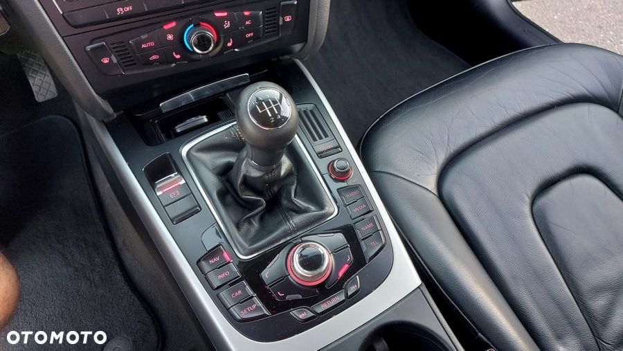 Audi A4 Avant 2.0 TDI - 21