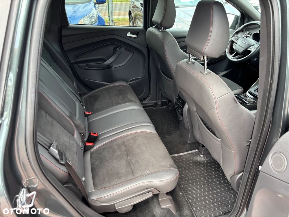 Ford Kuga 1.5 EcoBoost AWD ST-Line Black ASS - 18