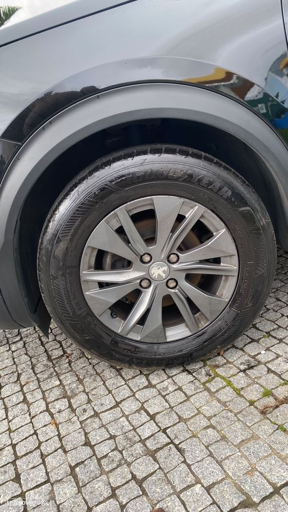 Peugeot 2008 1.5 BlueHDi Active Pack - 14