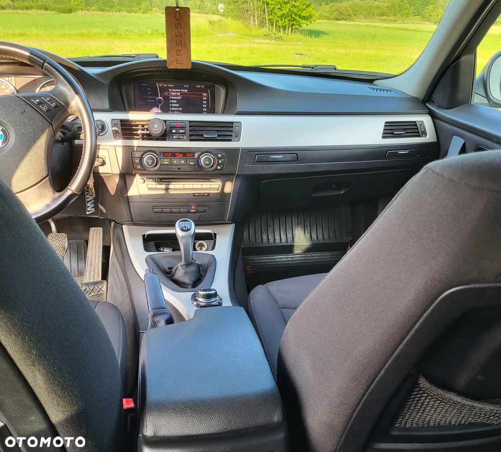 BMW Seria 3 320d Efficient Dynamics - 8