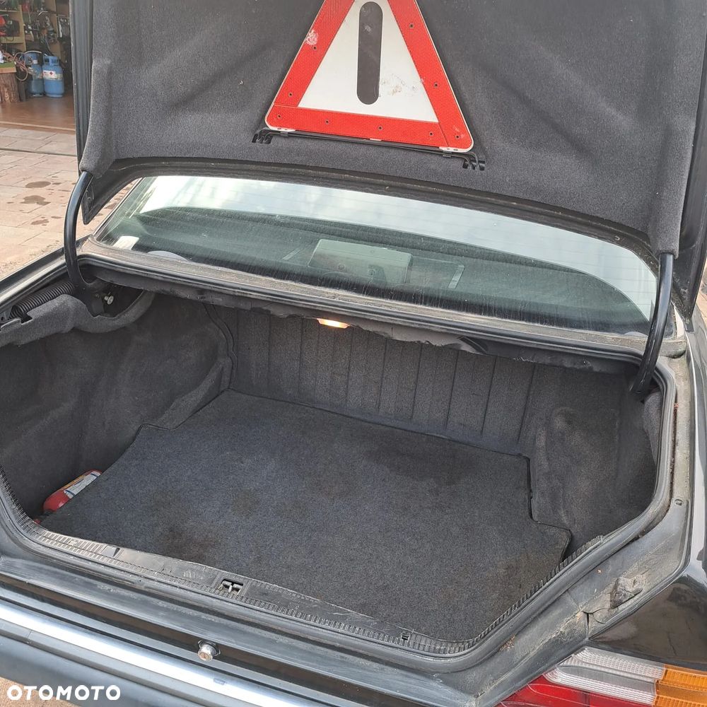 Mercedes-Benz W124 (1984-1993) - 4