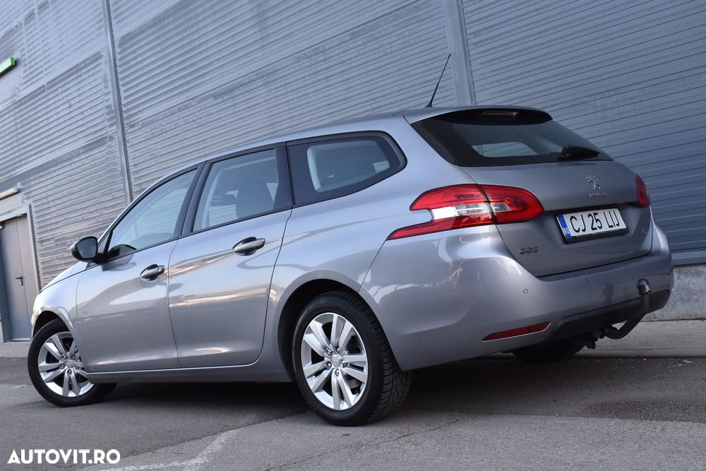 Peugeot 308 - 3