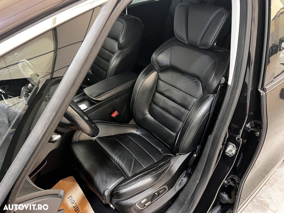 Renault Grand Scenic - 12