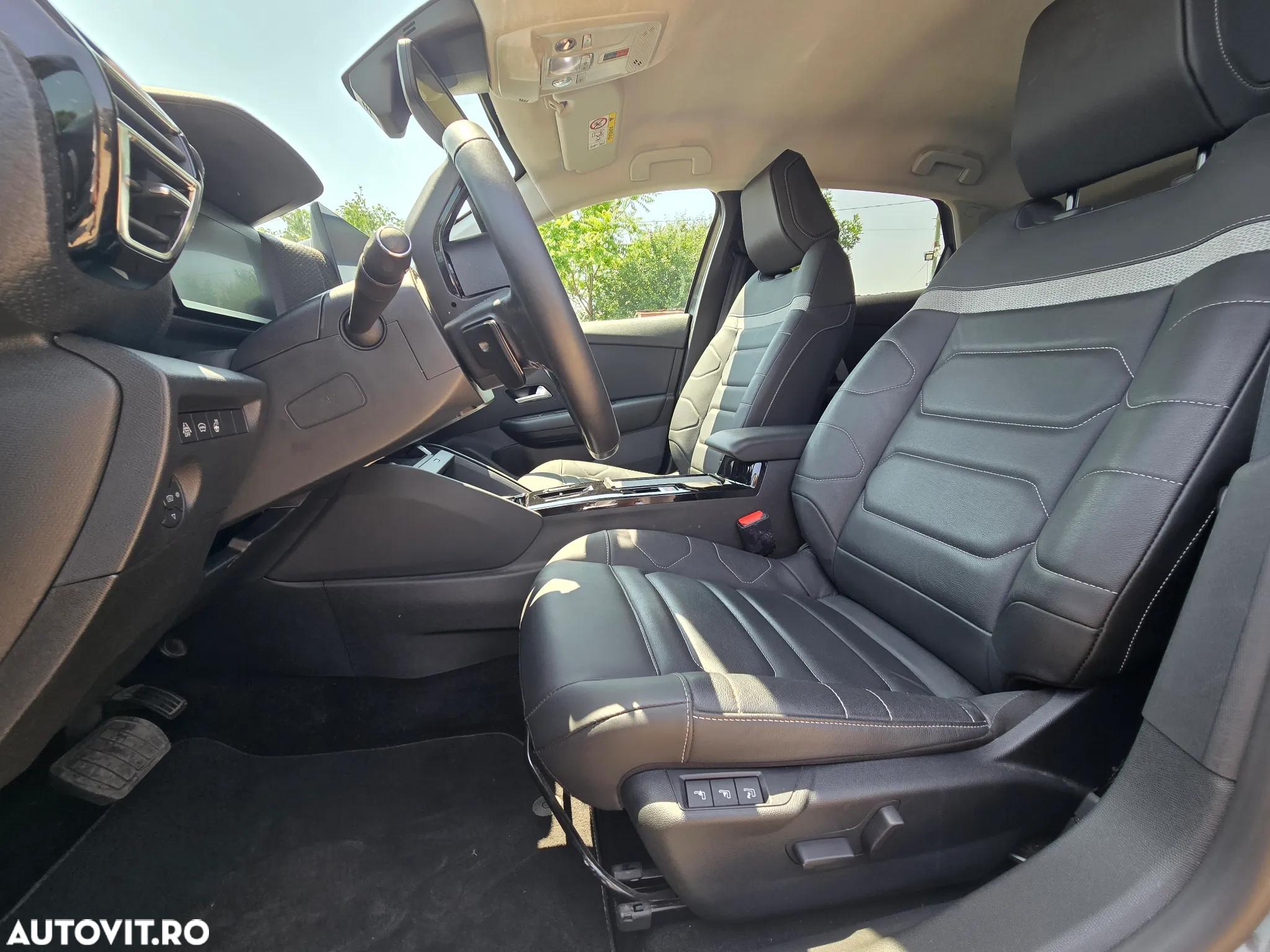 Citroën C4 BlueHDi 130 Stop&Start EAT8 SHINE - 7
