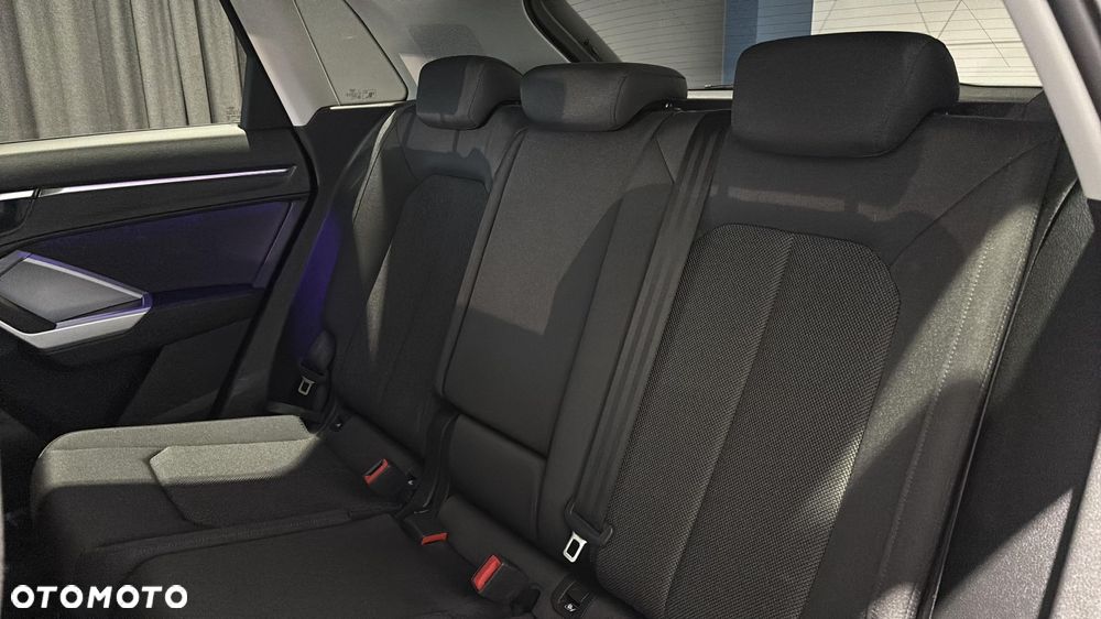 Audi Q3 35 TFSI mHEV S-Line S tronic - 16